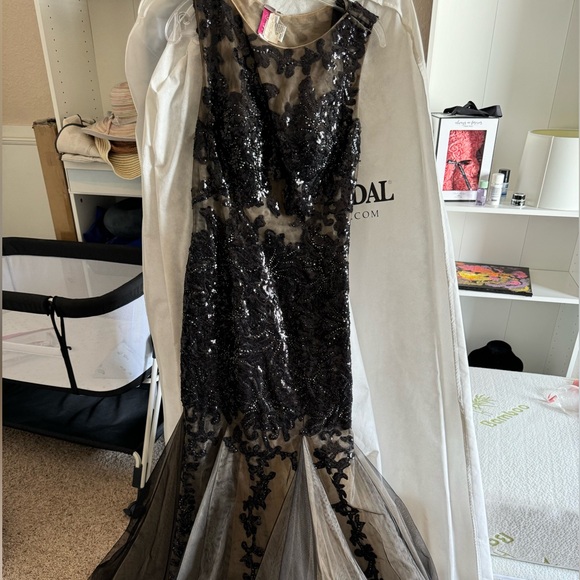 Jovani Black Mermaid Prom Gown Pageant Dress (length altered) - Picture 6 of 17